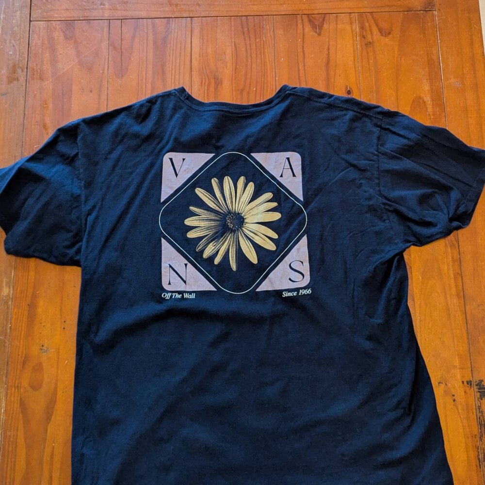 Vans Men’s Graphic Speckled Daisy Short Sleeve Shirt – Navy Blue, Size XXL - Picture 5 of 8